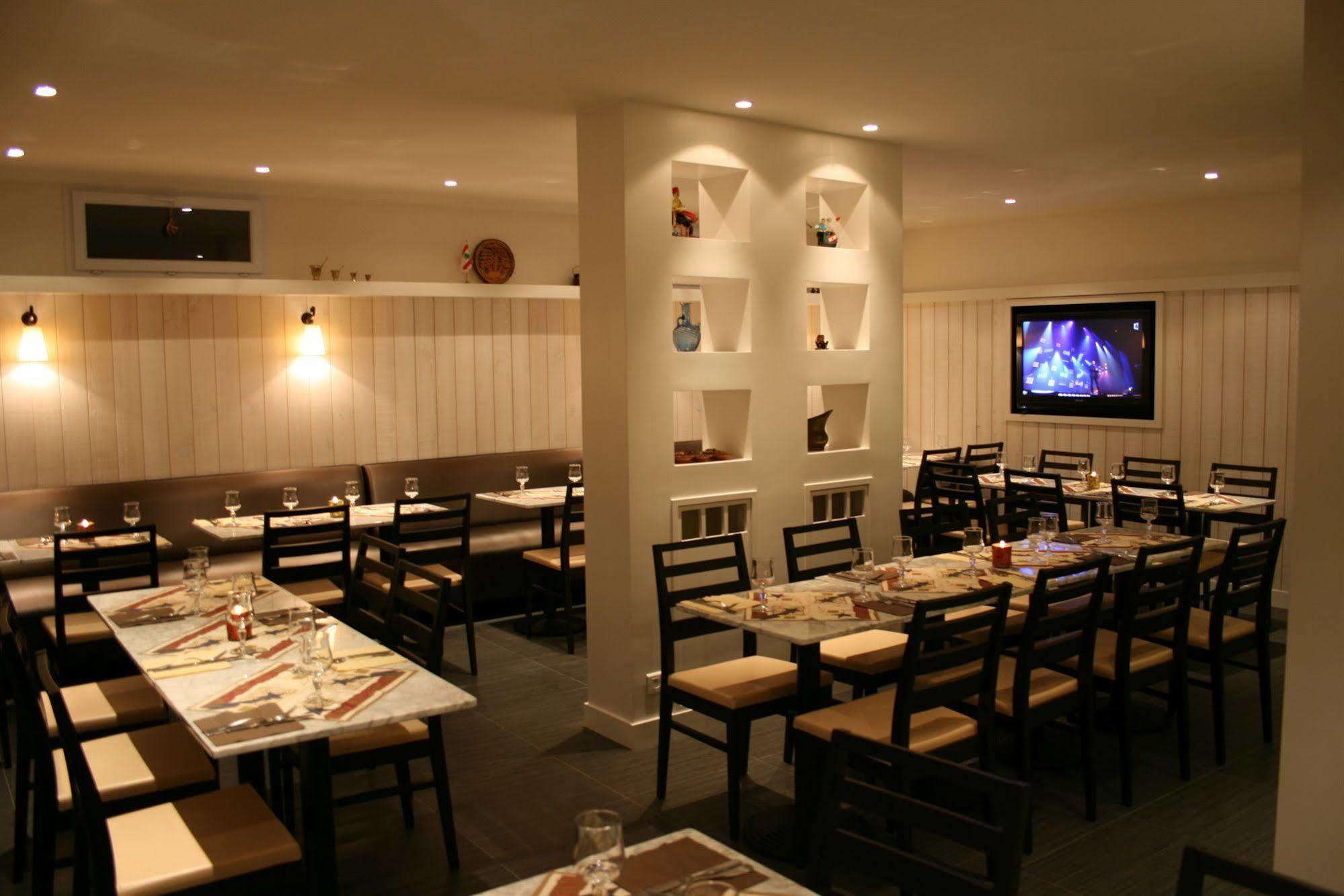 Hotel Restaurant Maison Blanche Rungis Exteriér fotografie