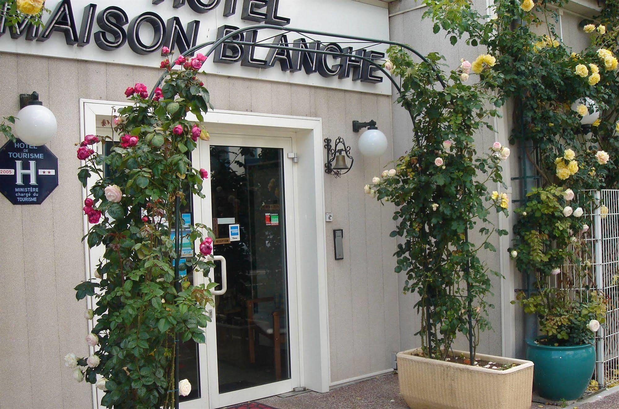 Hotel Restaurant Maison Blanche Rungis Exteriér fotografie